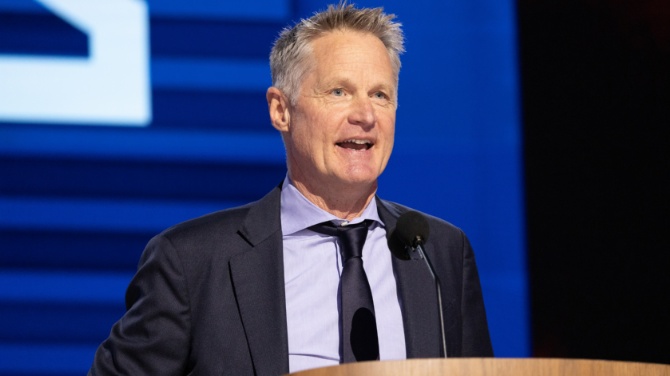 F. Shutterstock F. Shutterstock