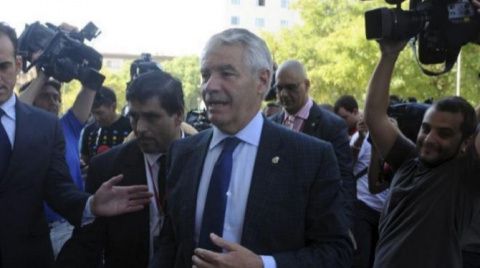 F: El Mundo F: El Mundo