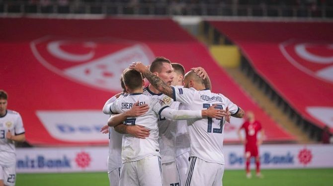 F: @TeamRussia (Twitter)