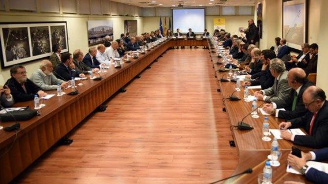 Imagen de archivo de una reuni&oacute;n del CSD con las federaciones