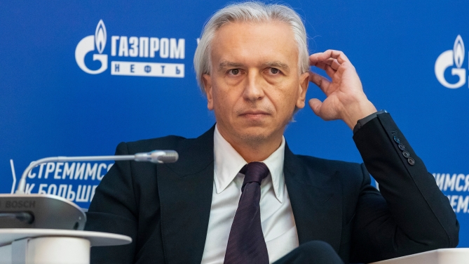 Aleksandr Dyukov / F. Shutterstock