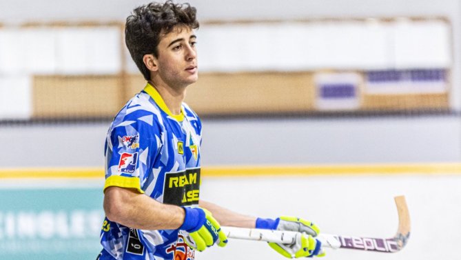 Alexandre Acsensi en una imatge del Twitter del club | CH Caldes @ Malon Catedra