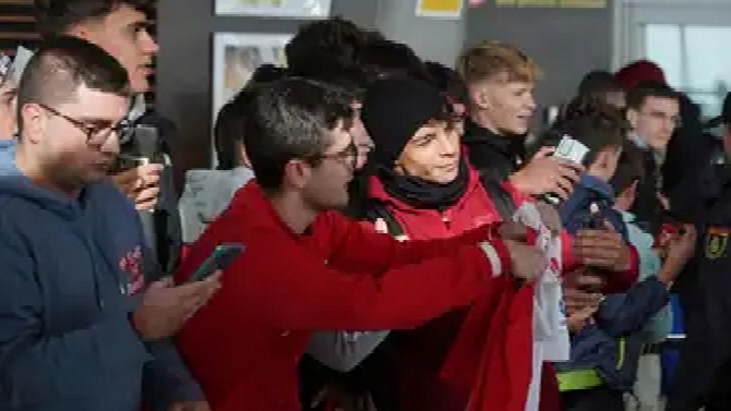 &Oacute;liver, con unos aficionados en el viaje a Le&oacute;n / SFC