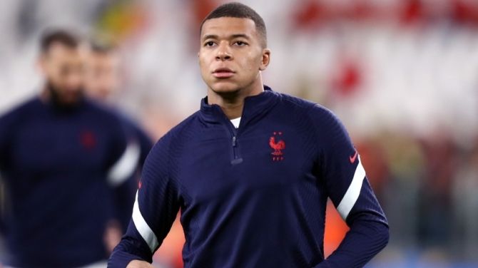 F. Shutterstock F. Shutterstock